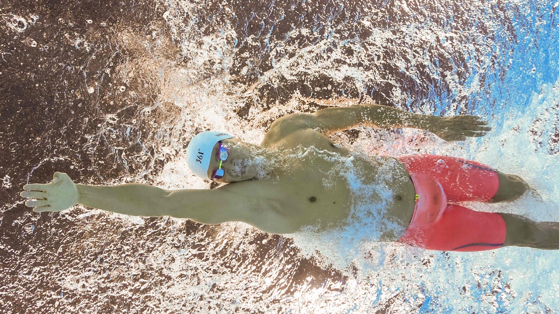 夏季联赛决赛爆出冷门！达拉斯独行侠鏖战广东男篮，争冠形势突变