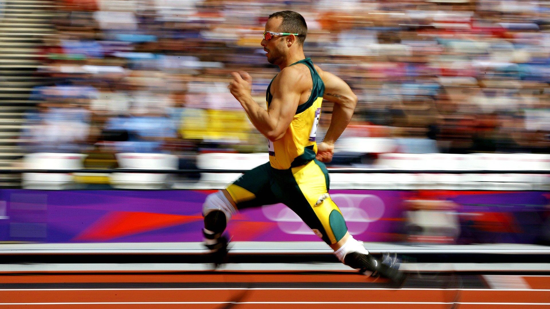 Faker回归赛场,关键助攻首场状态亮眼,老鹰观众沸腾!